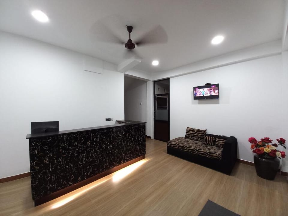 AirPort Pearl Garden - Transit Hotel Apartment in Negombo