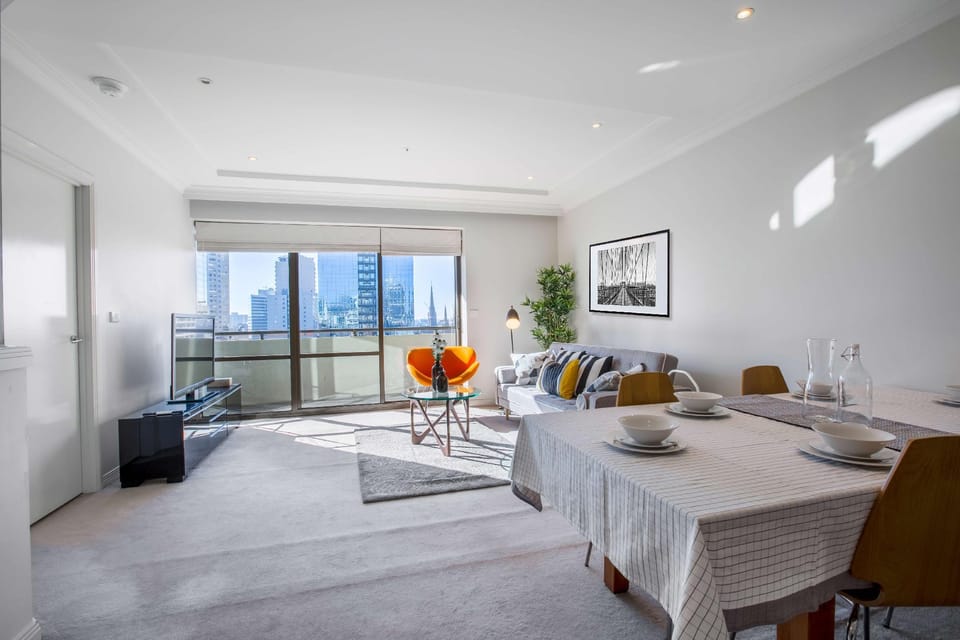 Russell St. Hotel Apartment  Apartment in Melbourne
