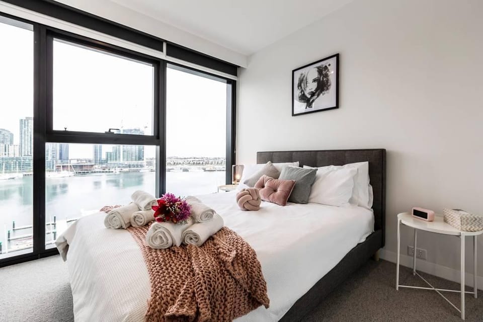 Beautiful Docklands Apartment near Marvel Stadium Apartment in Melbourne
