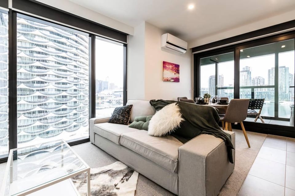 Beautiful Docklands Apartment near Marvel Stadium Apartment in Melbourne