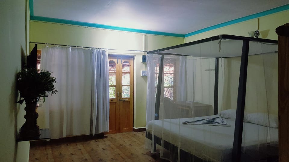 Sealand Restaurant and Beach Cottages Vacation rental in Canacona