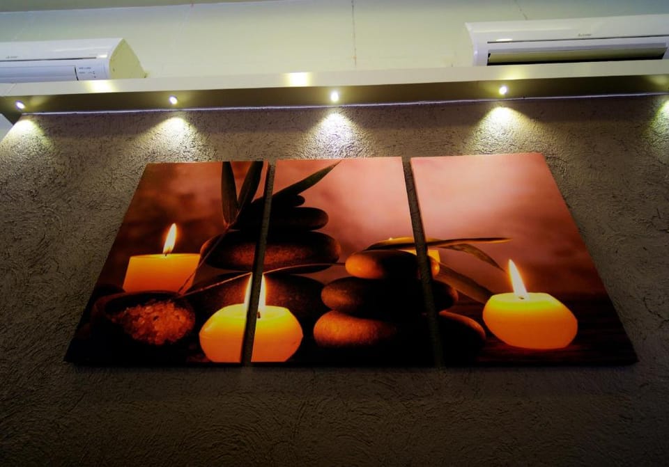 Luxury  A/C Accommodation Apartment in Mangaluru