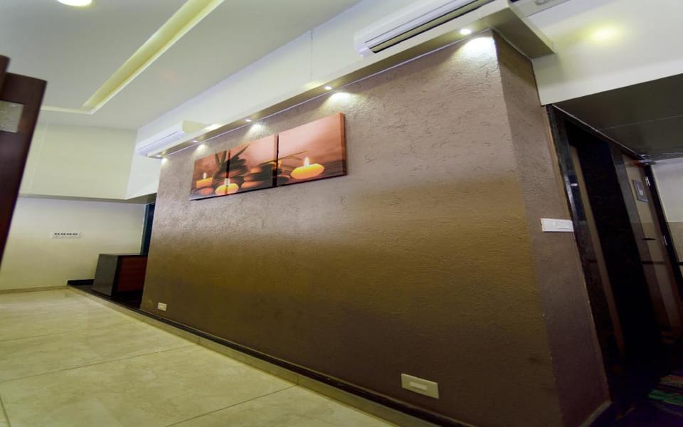 Luxury  A/C Accommodation Apartment in Mangaluru