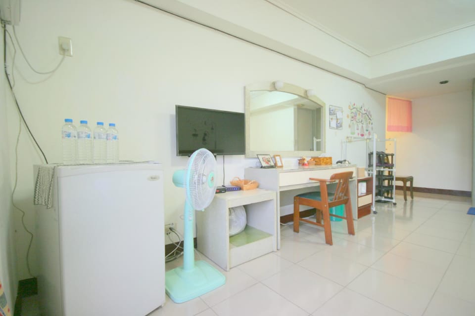 53Taichung City/elevator/live 2-4 people/free wifi Apartment in Fujian