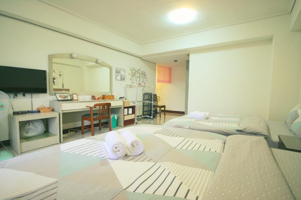 53Taichung City/elevator/live 2-4 people/free wifi Apartment in Fujian