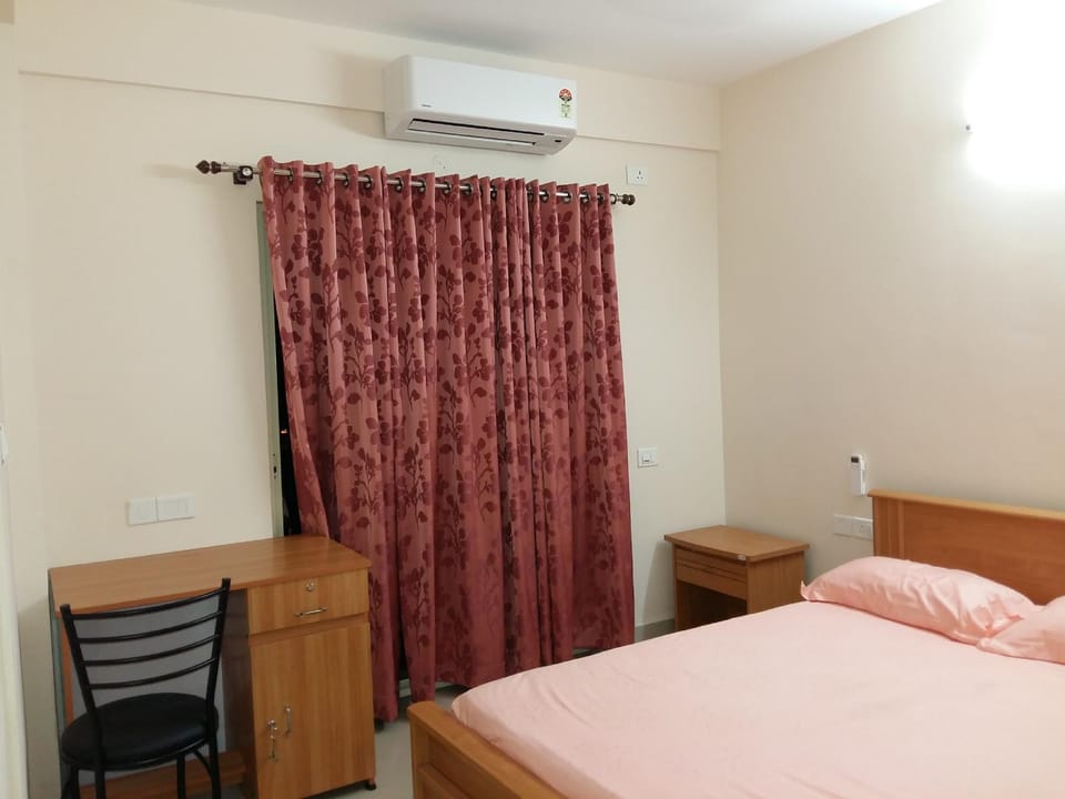 Fullly Furnished Two BHK A/c Luxury Apartment Apartment in Kochi