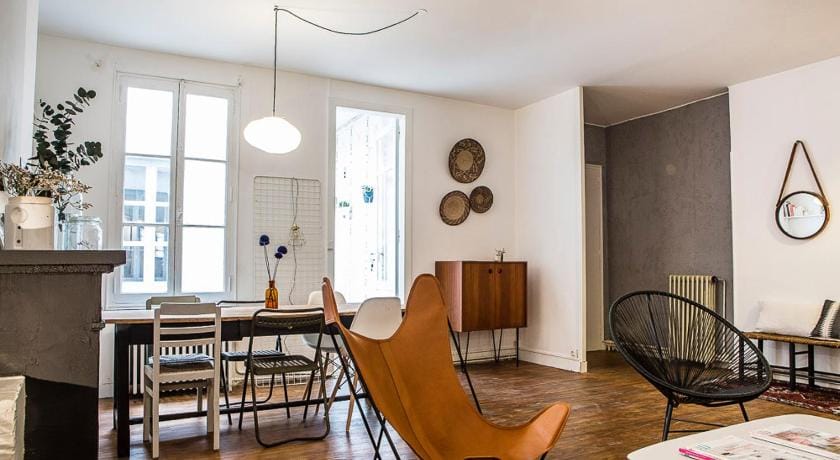 CHEVERUS 41 - Nice apartment near the Cathedral Apartment in Bordeaux