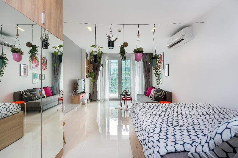 KIRAKUAN Precious LUXURY FLAT,NETFLIX,Balcony/POOL Apartment in Ho Chi Minh City
