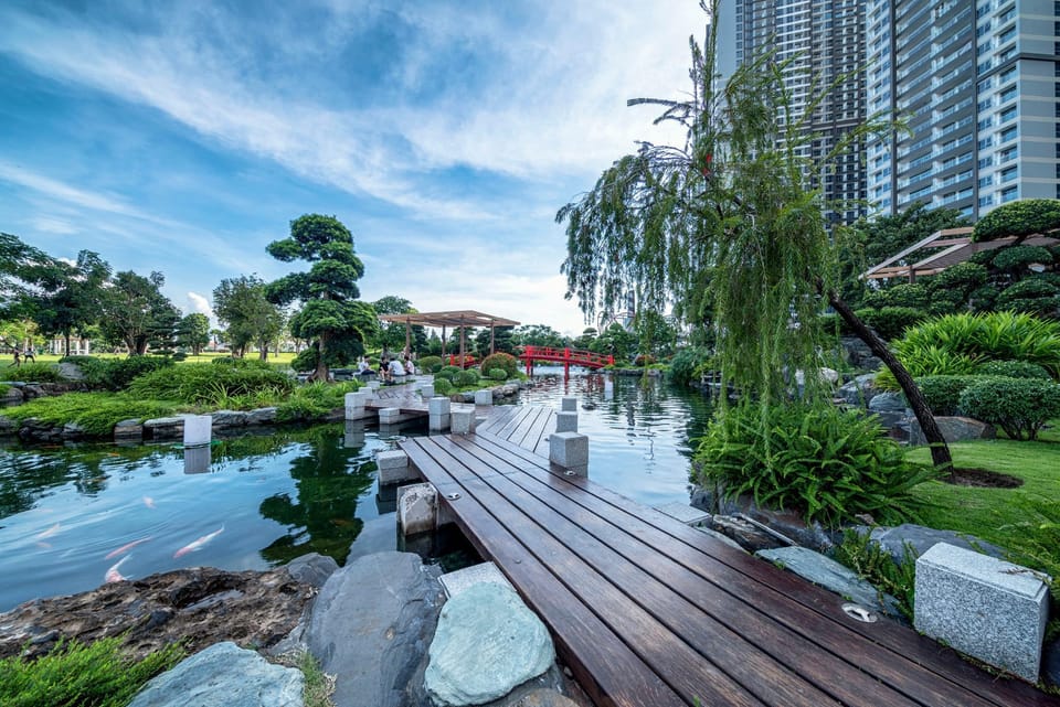 Apartment 1 Bedroom in Vinhomes Central Park Apartment in Ho Chi Minh City