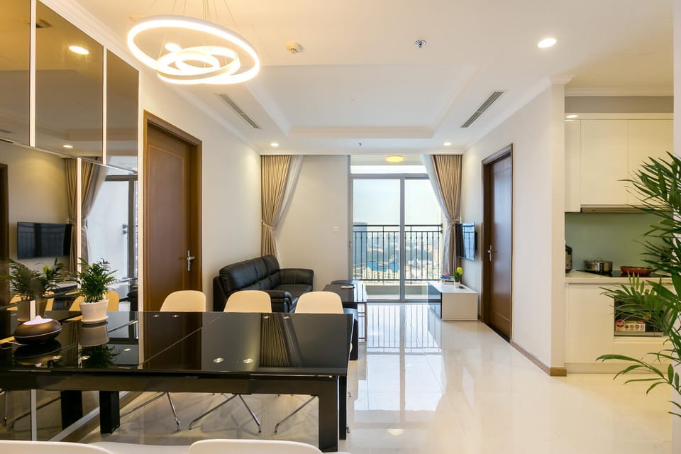 FREE AIRPORT PICK-UP &Wifi 50 Mbs Apartment in Ho Chi Minh City
