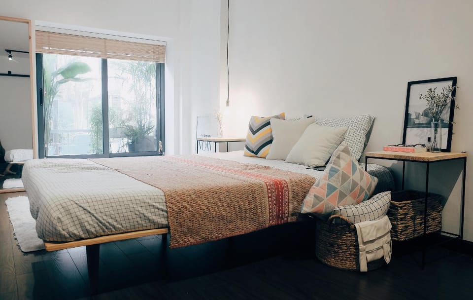 Minimalist town house on Bui Vien walking st @2BR Vacation rental in Ho Chi Minh City
