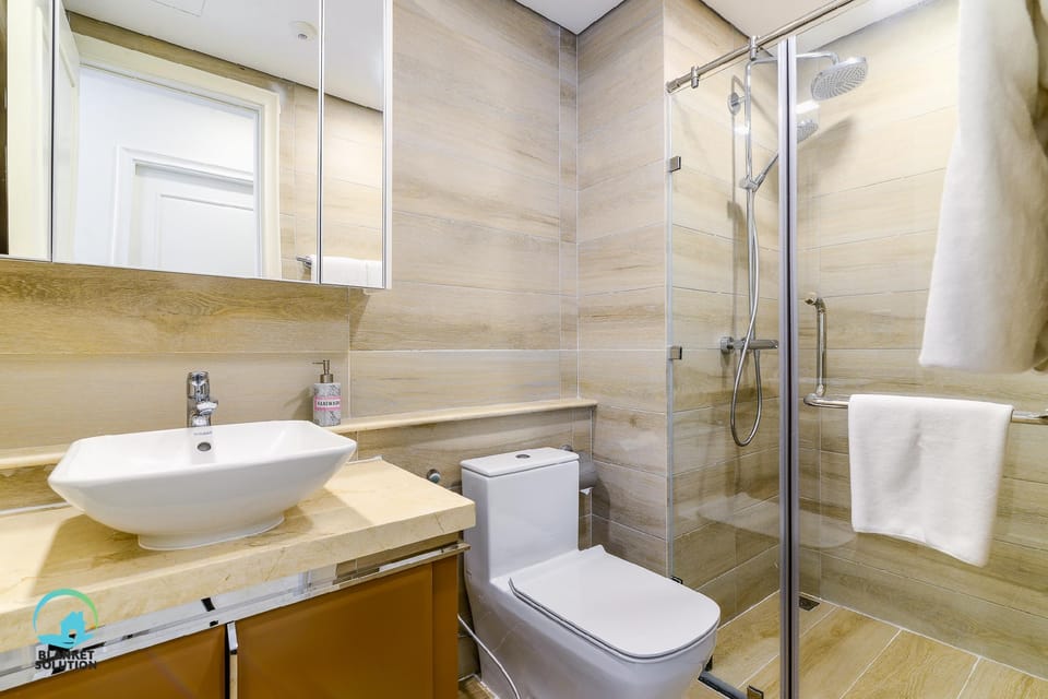 D1- Saigon River&City skyline view 2BR Luxury Apt! Apartment in Ho Chi Minh City