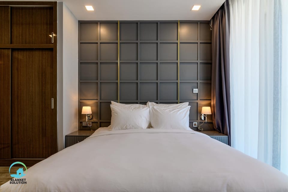 Luxury newly furnished District 1! Best View 3BR Apartment in Ho Chi Minh City