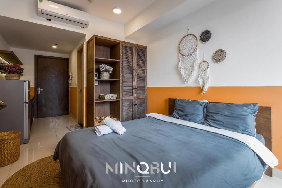 CENTRAL APARTS-FREE Pool,Gym&FewMins To EveryWhere Apartment in Ho Chi Minh City