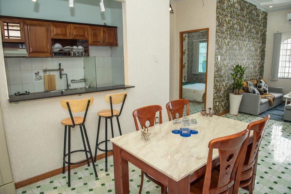 Hapooh - Safe N Quiet - City View - Central Saigon Apartment in Ho Chi Minh City