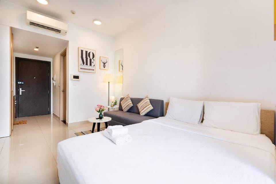 Chau Apartment - Netflix - Inf. Pool - Bui Vien Apartment in Ho Chi Minh City