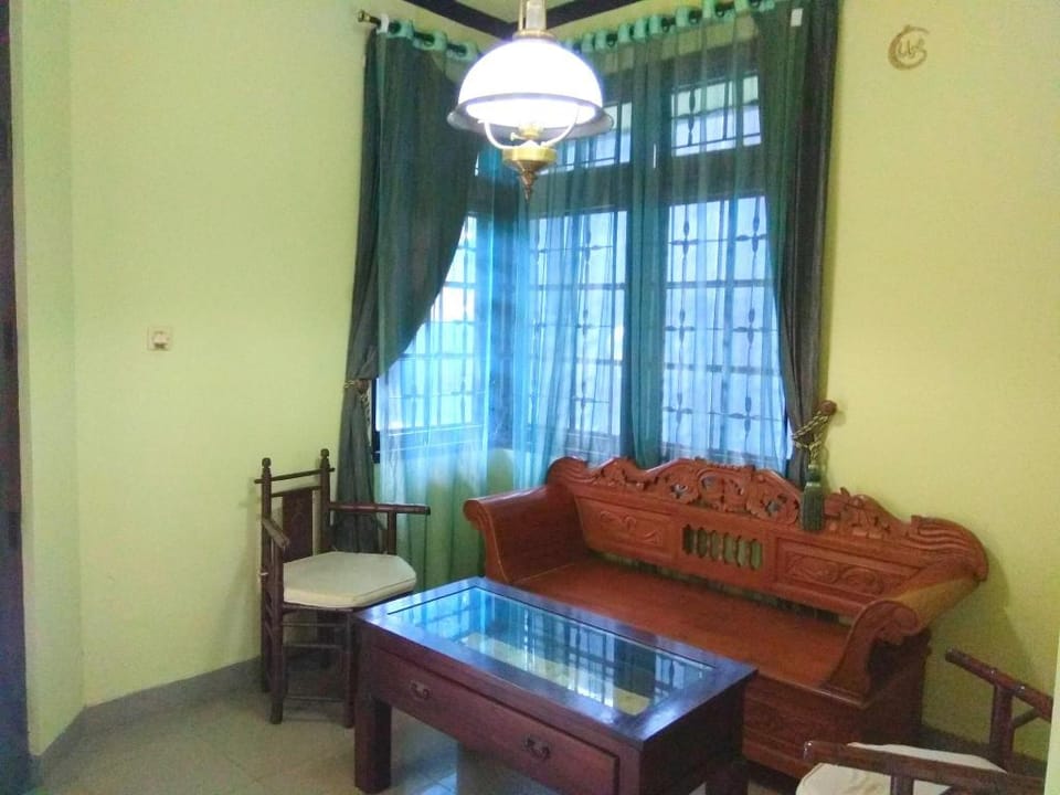 Punai Homestay by FH Stay Vacation rental in Special Region of Yogyakarta