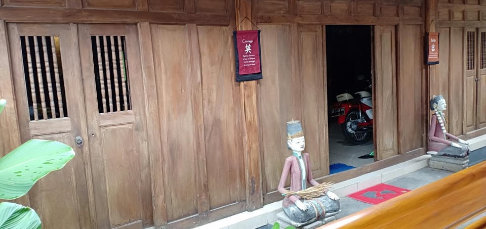 Tirta room weXx Vacation rental in Special Region of Yogyakarta