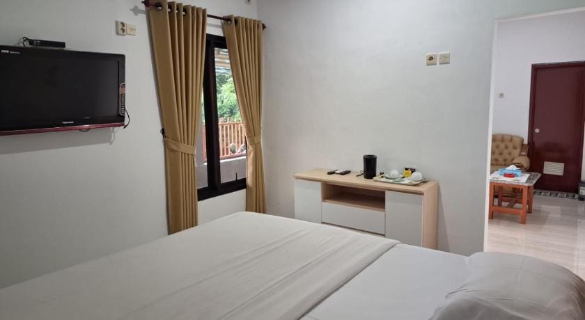 Grand Ciwareng Inn by MyHome Hospitality Hotel in West Java
