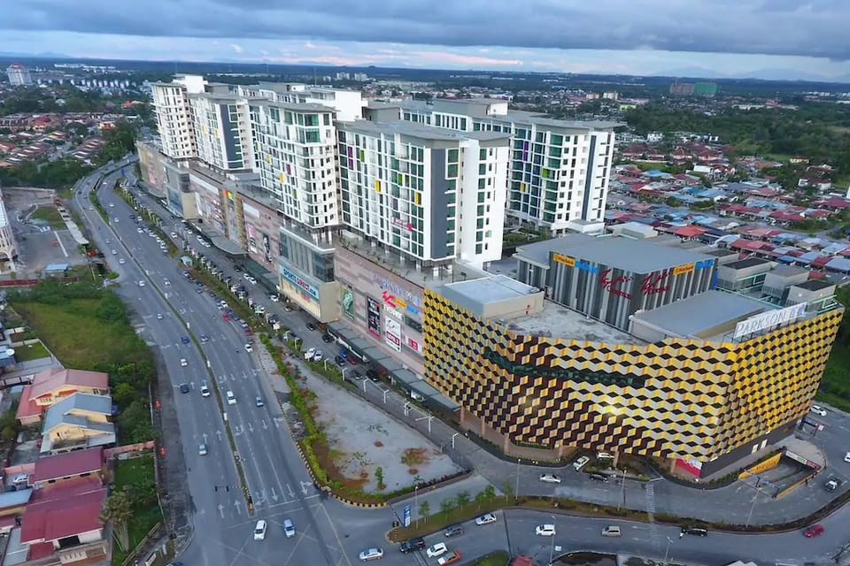 Jeff & Ricky Homestay 1 @Vivacity Megamall Kuching Apartment in Kuching