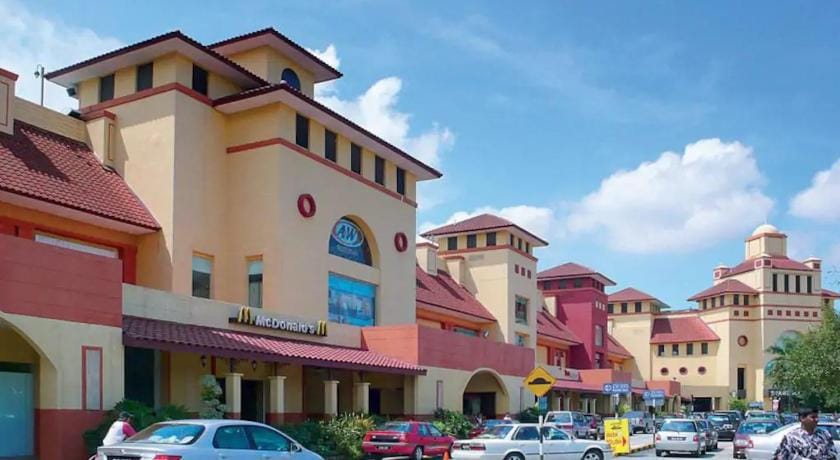 Puchong Skypod 8-10pax | Walk IOIMall 10min Sunway Apartment in Subang Jaya