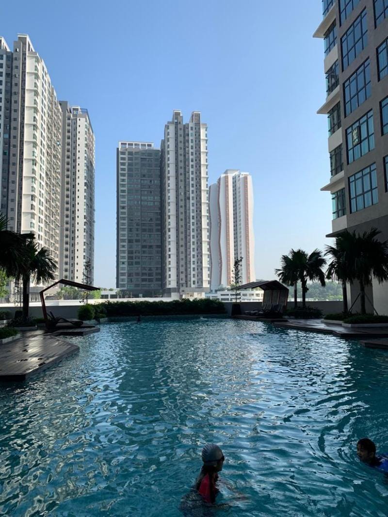 alyssa conezion suite. 3B  2B. Fully aircond. Wifi Apartment in Putrajaya