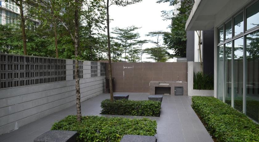 Three Elements*Rainforest*MRT2*Netflix* Self Check Apartment in Selangor, Malaysia