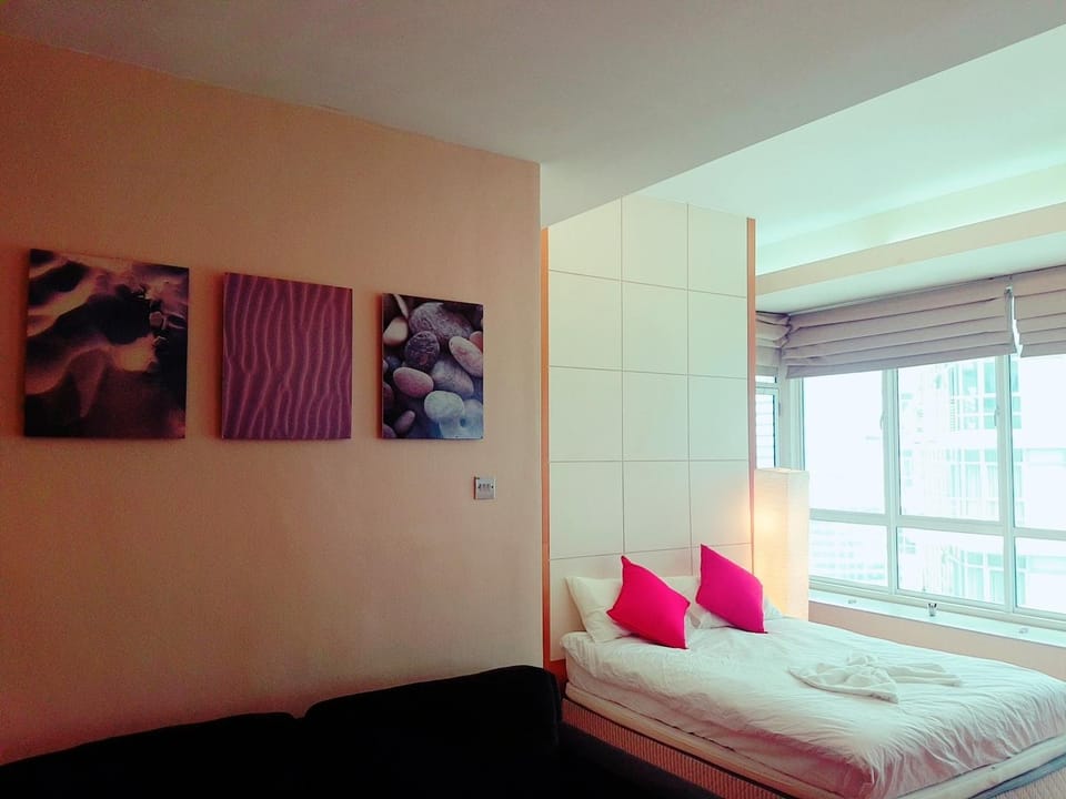 KLCC 5mins to walk /double bed studio/500mb wifi Apartment in Federal Territory of Kuala Lumpur