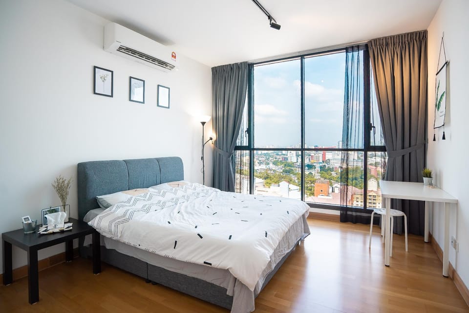 3BR KL Gateway Near/LRT Midvalley&KLCC&KL Sentral  Apartment in Petaling Jaya