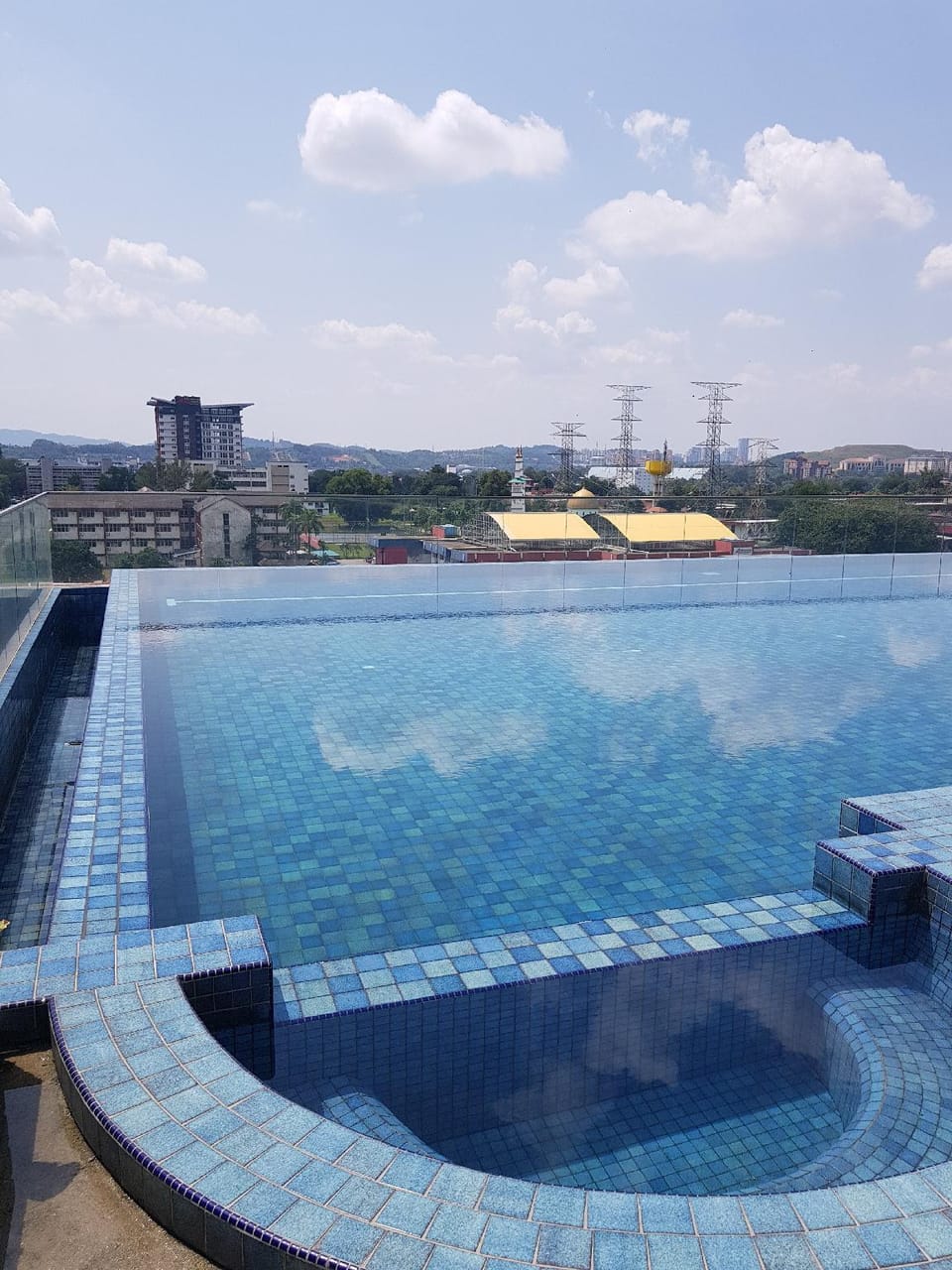DE CENTRUM RESIDENCES KAJANG Apartment in Negeri Sembilan, Malaysia