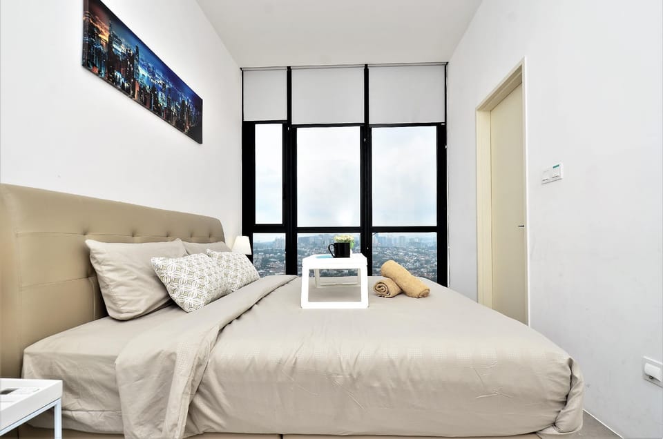 KL Sentral/Bangsar/2 min to LRT/3 Bdr [2 to 9 pax] Apartment in Federal Territory of Kuala Lumpur