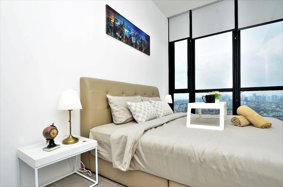 KL Sentral/Bangsar/2 min to LRT/3 Bdr [2 to 9 pax] Apartment in Federal Territory of Kuala Lumpur