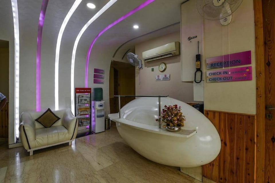 Hotel River View Hotel in New Delhi