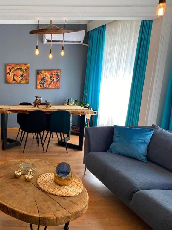 Cosy Whole House at the Heart of Nisantasi Apartment in Istanbul
