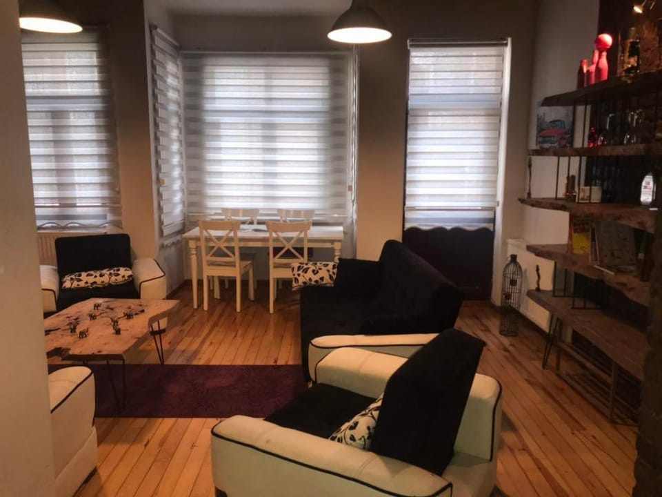 luxury,safe and Comfortable apartment-rose travel Apartment in Istanbul