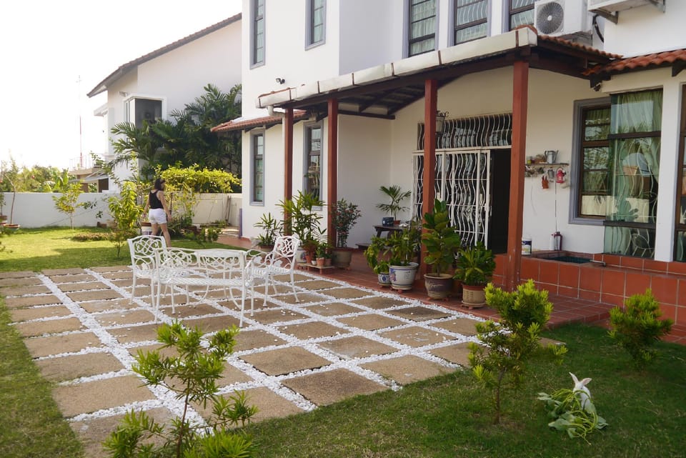 12 Yuan @ Cozy 4 Bedrooms & Secret Garden Vacation rental in Malacca