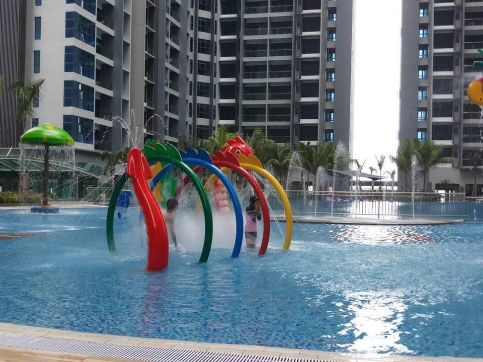 Atlantis 3BR 8-11pax/PlayG/Ntflix/C-Out1pm/Mahjong Apartment in Malacca