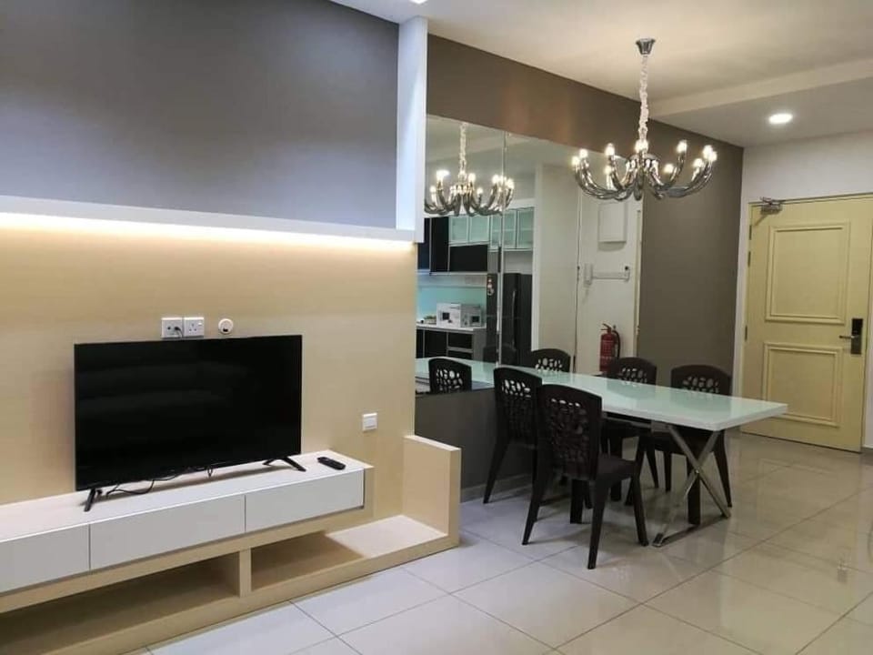 Comfort Home-Atlantis Poolview B32-10 WiFi (5 Pax) Apartment in Malacca