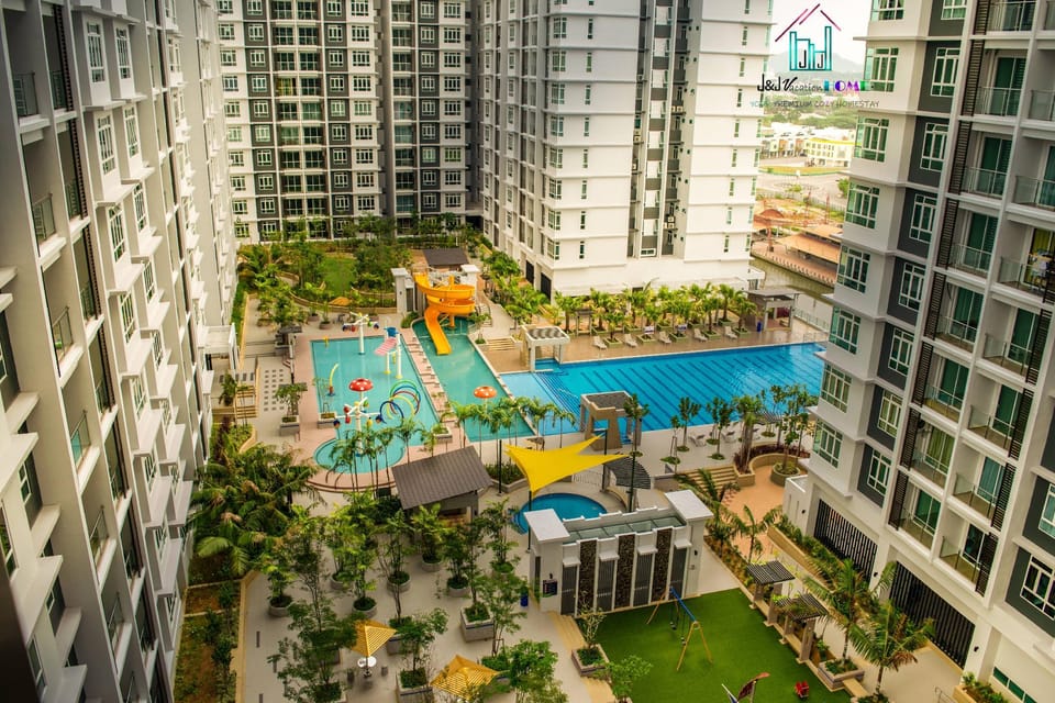 Parkland Residence Melaka@J&J Vacation Home 10pax Apartment in Malacca
