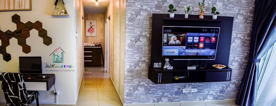 Parkland Residence Melaka@J&J Vacation Home 10pax Apartment in Malacca