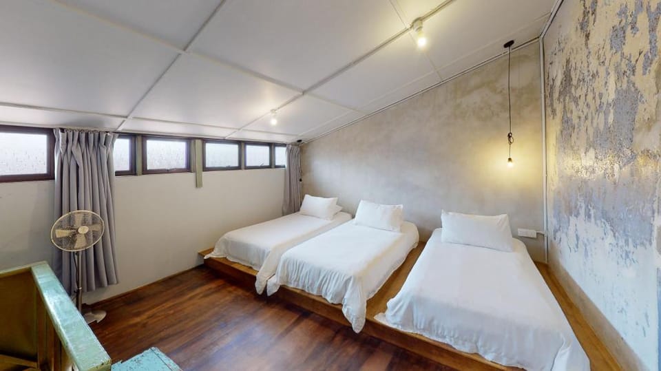 LEJU 8 樂居| Loft Living by the River |Open Air Bath Vacation rental in Malacca