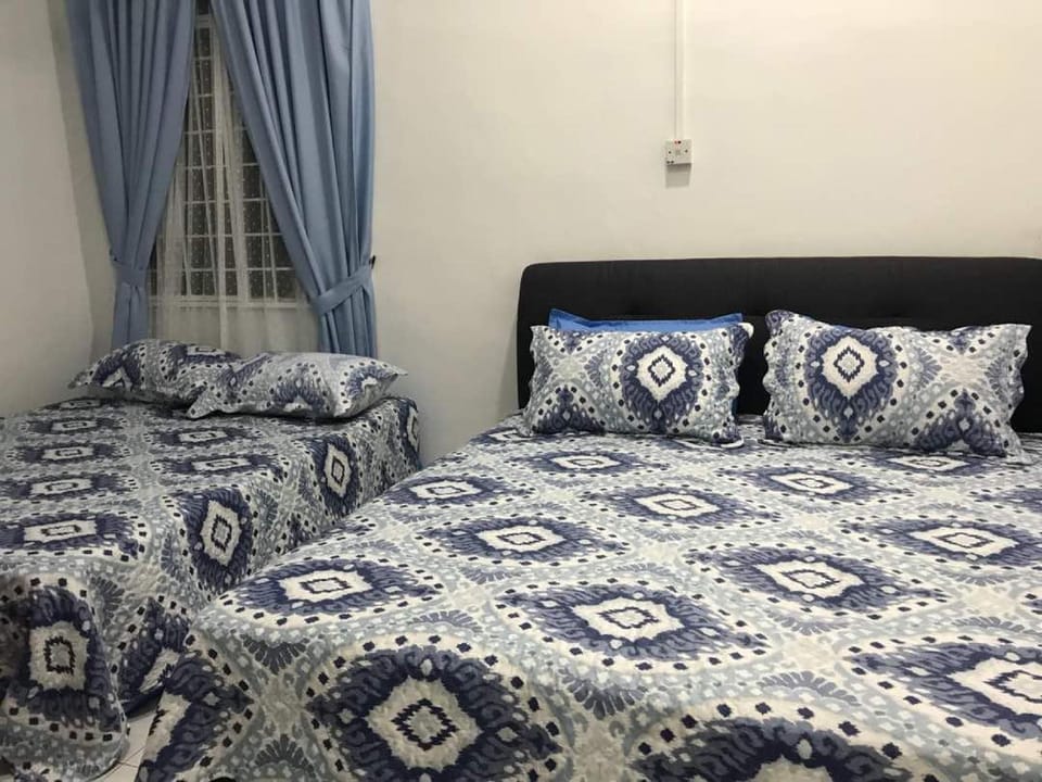 Afamosa 208 charming bungalow muslim Vacation rental in Negeri Sembilan, Malaysia