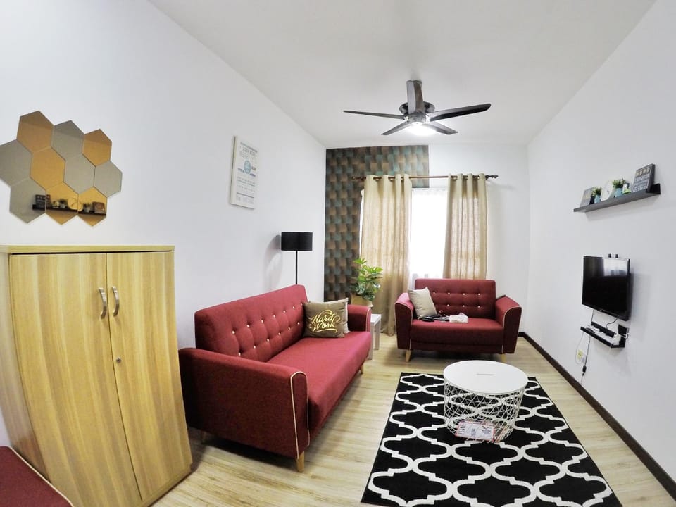 Suria Residence - Seaview Apartment | WiFi|Netflix Apartment in Terengganu, Malaysia