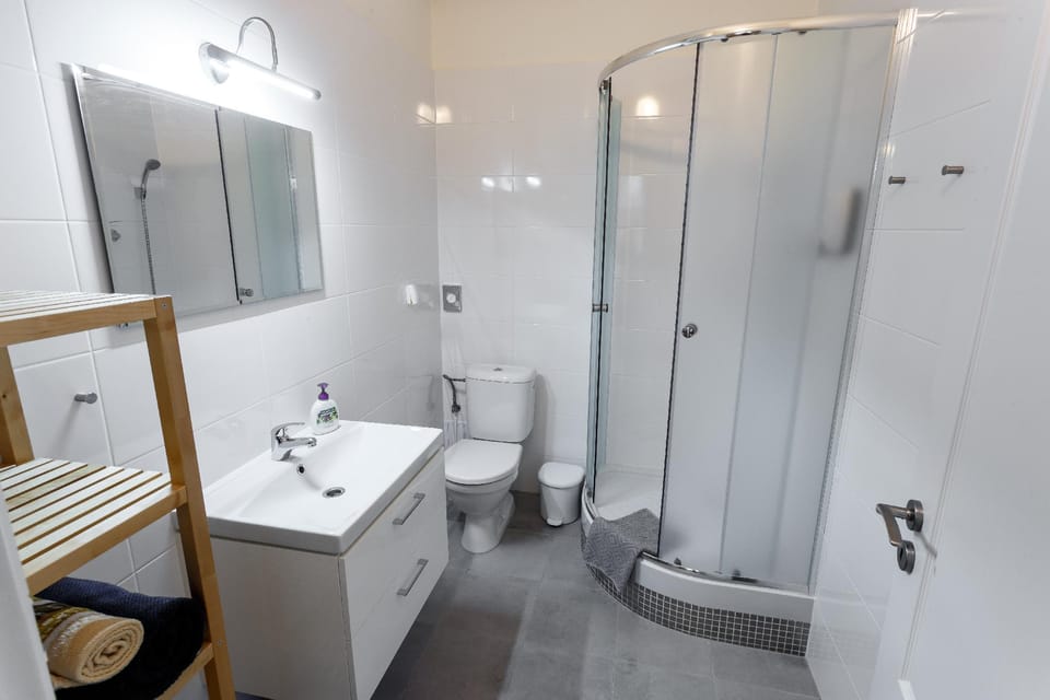 Modern Romantic Apartment close to Castle Apartment in Prague