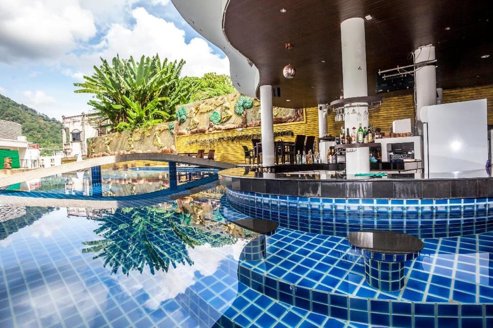 Wazza's Patong Apartment,
  Smart TV & Fast Wi-Fi  Apartment in Patong