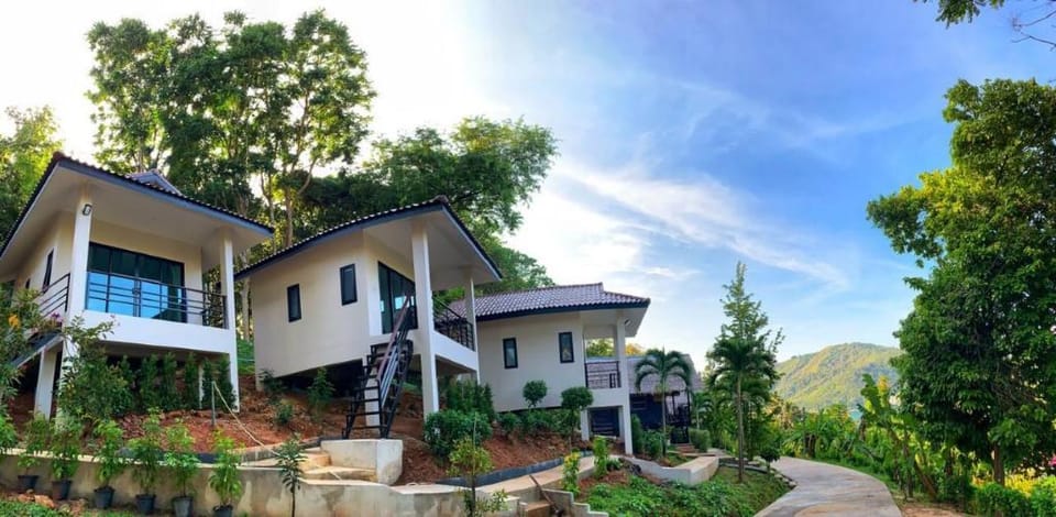 Naiya Beach Bungalow (Superior bungalows) Vacation rental in Rawai