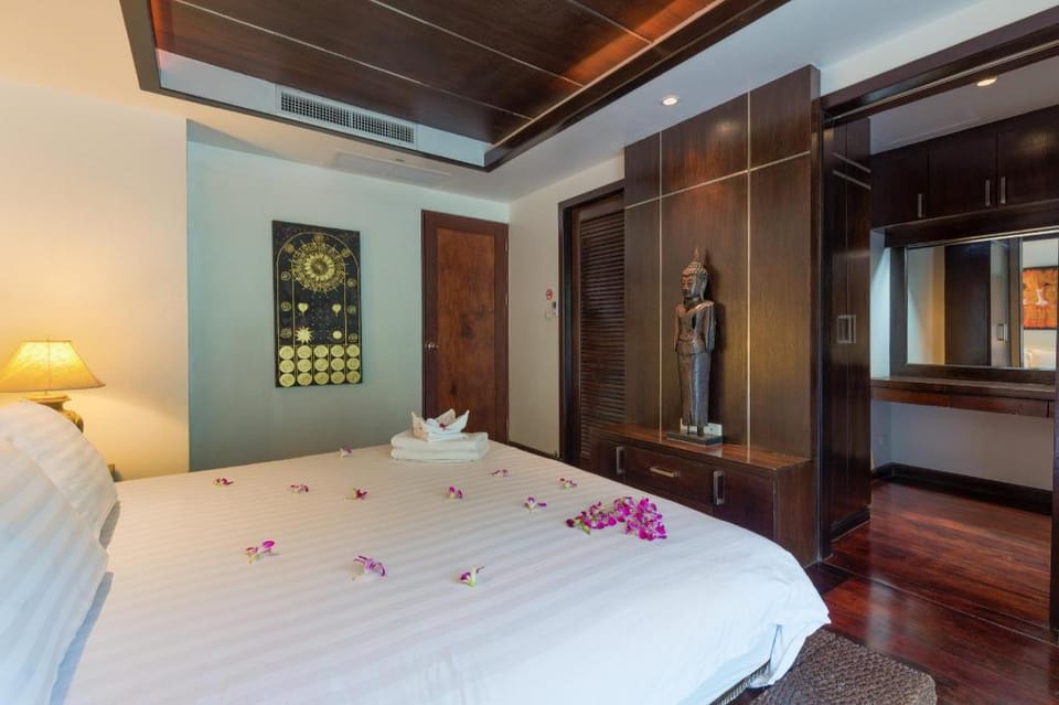 Grand Ocean View 5BR Villa Kalim 5 w/ Pool, Patong Villa in Patong