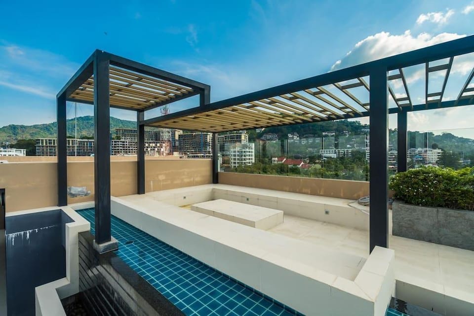 Aristo216 Pool access duplex in Surin for 4 people Apartment in Choeng Thale
