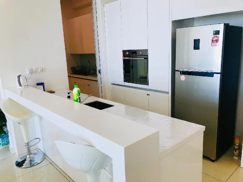 Seaview 2 Bedroom Luxury Suite w/ Bathtub for 6pax Apartment in Penang