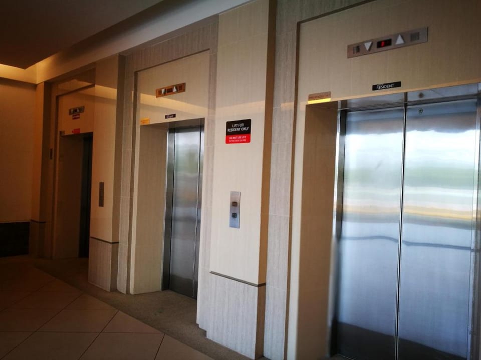 118 Island Plaza Suite  Seaview by Joal Apartment in Tanjung Bungah